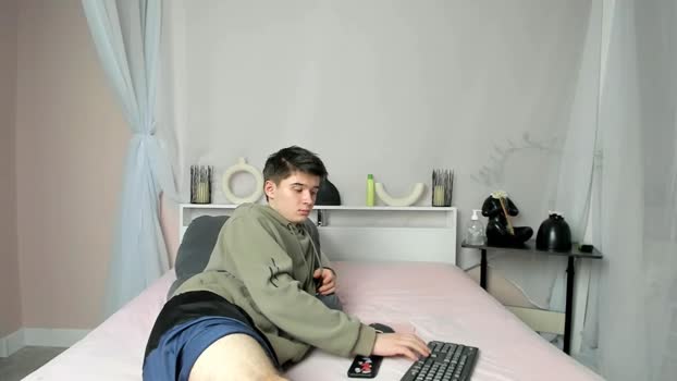 sherlockmax Recorded Webcam SHOW @ Chaturbate 28-12-2025