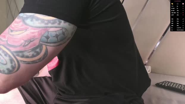 waynemiller_ kissing Webcam SHOW @ Chaturbate 28-12-2025