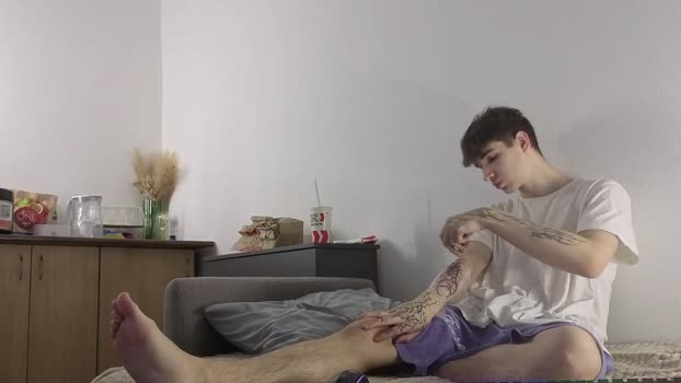 drinklinov Naked Webcam SHOW @ Chaturbate 28-12-2025