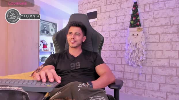 ashton_coleman_ striptease Webcam SHOW @ Chaturbate 29-12-2025