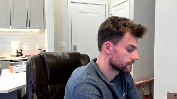bluecollarhunk suckshow Webcam SHOW @ Chaturbate 30-12-2025