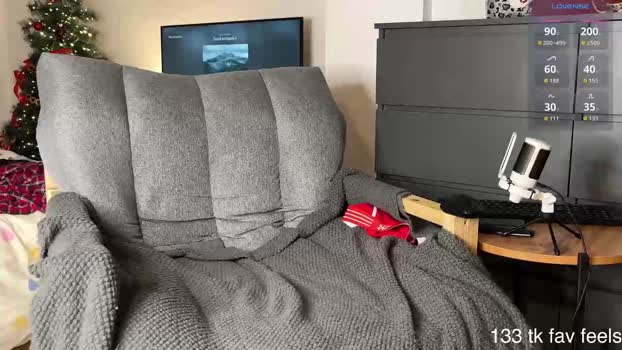 lyon_power_ kissing Webcam SHOW @ Chaturbate 31-12-2025