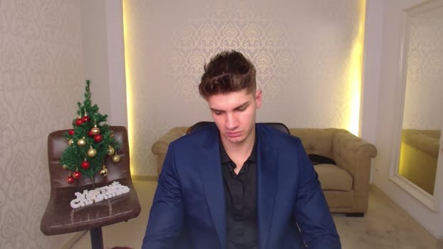 maxkaiden Pretty Webcam SHOW @ Chaturbate 31-12-2025