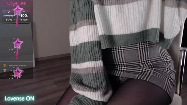 noelleneptune pussy Webcam SHOW @ Chaturbate 31-12-2025
