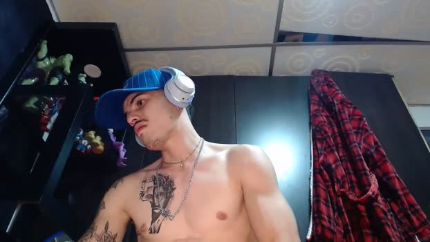 luis_as nasty Webcam SHOW @ Chaturbate 01-01-2026