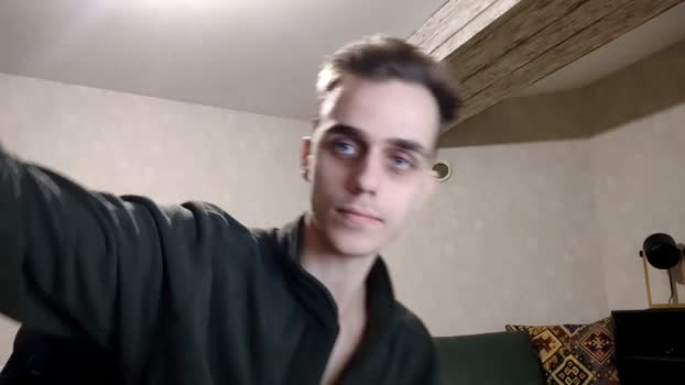 silenttempt Cam Webcam SHOW @ Chaturbate 01-01-2026
