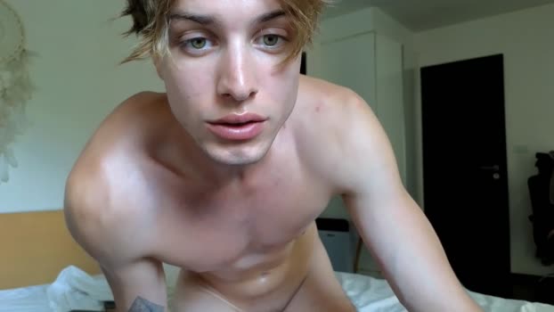 cryptongood Webcam Webcam SHOW @ Chaturbate 02-01-2026