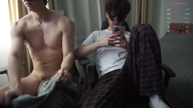 maestro3369 fingering Webcam SHOW @ Chaturbate 01-01-2026