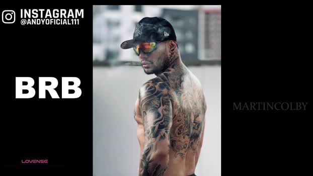 martin_colby05 kissing Webcam SHOW @ Chaturbate 02-01-2026