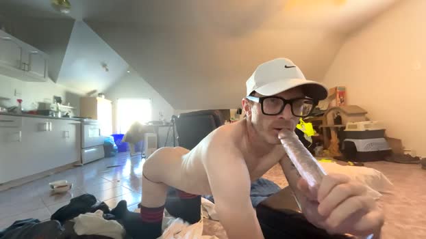 straightexhibitionistforcocks oral Webcam SHOW @ Chaturbate 02-01-2026