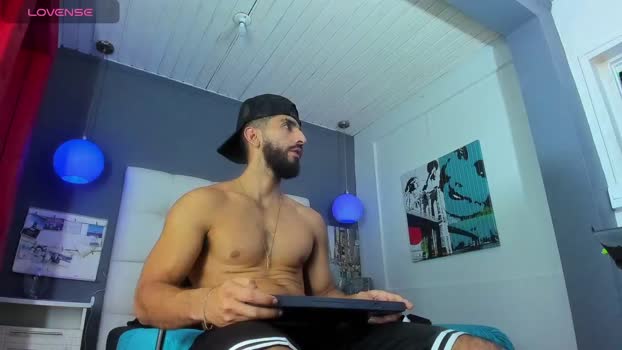 yiyo10_ fingers Webcam SHOW @ Chaturbate 01-01-2026