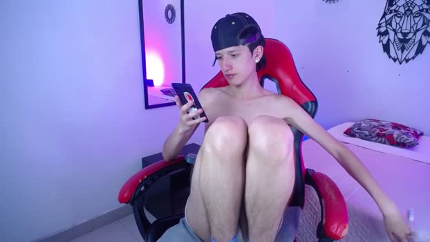 emmo_boy orgasm Webcam SHOW @ Chaturbate 03-01-2026