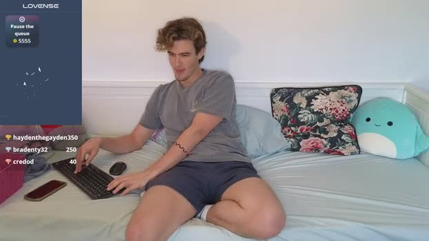 alex83530 suckshow Webcam SHOW @ Chaturbate 04-01-2026