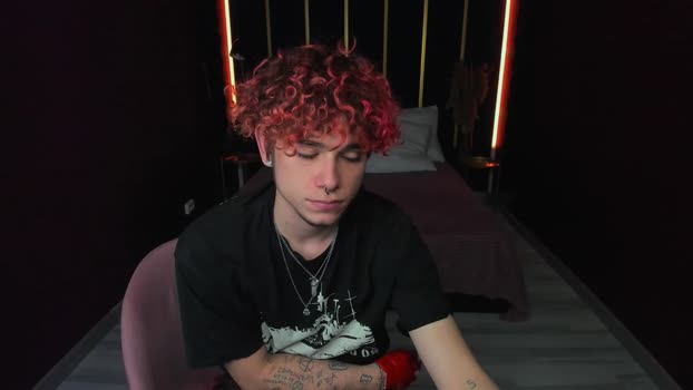 blalz_vok suckshow Webcam SHOW @ Chaturbate 04-01-2026