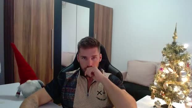 darius_94 strip Webcam SHOW @ Chaturbate 04-01-2026