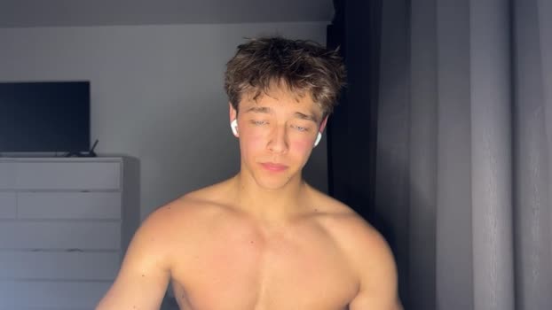lukedesirable hard Webcam SHOW @ Chaturbate 03-01-2026