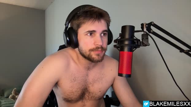 blakemiles2 fuckme Webcam SHOW @ Chaturbate 04-01-2026
