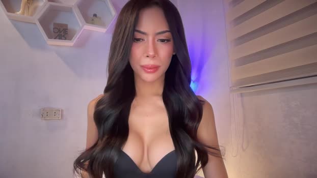 majesticfrancine show Webcam SHOW @ Chaturbate 05-01-2026