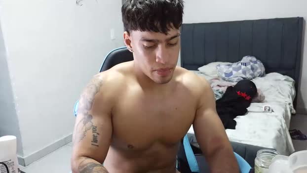team23hot0 jerking Webcam SHOW @ Chaturbate 05-01-2026