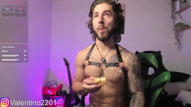 valentino2201 suckshow Webcam SHOW @ Chaturbate 05-01-2026