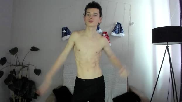 max_foks fuckface Webcam SHOW @ Chaturbate 06-01-2026