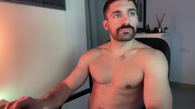 tarquit8 kissing Webcam SHOW @ Chaturbate 06-01-2026