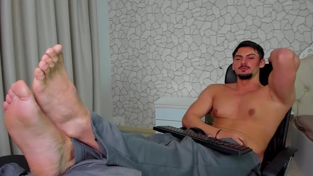 clintmasterss bigballs Webcam SHOW @ Chaturbate 07-01-2026
