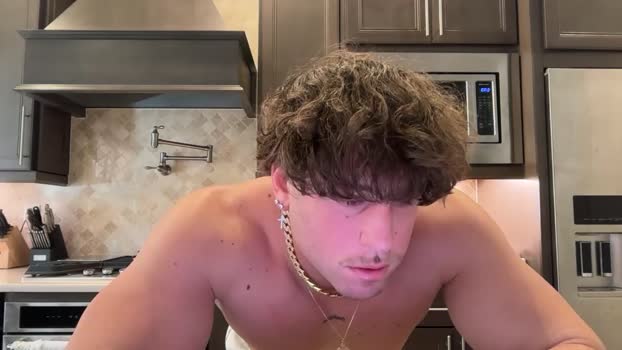 hungkingg22 striptease Webcam SHOW @ Chaturbate 07-01-2026