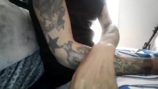 bertdollaz757 prettyface Webcam SHOW @ Chaturbate 12-01-2026