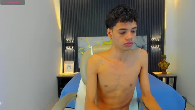 dark_desiree18