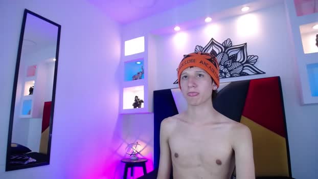 emmo_boy natural Webcam SHOW @ Chaturbate 13-01-2026