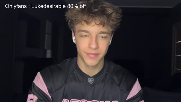 lukedesirable spank Webcam SHOW @ Chaturbate 13-01-2026