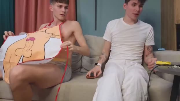 tai_fun Ass Webcam SHOW @ Chaturbate 13-01-2026