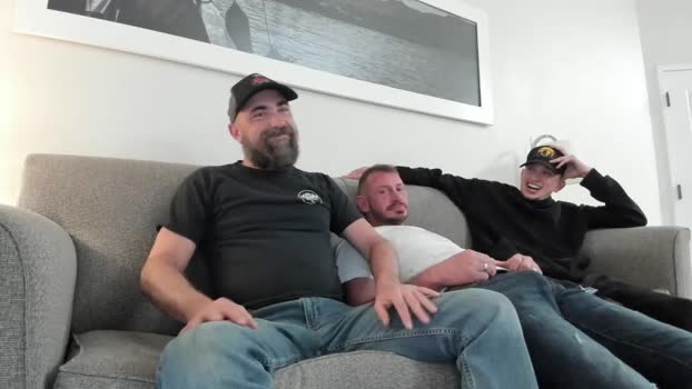 hardworkertn bicurious Webcam SHOW @ Chaturbate 15-01-2026