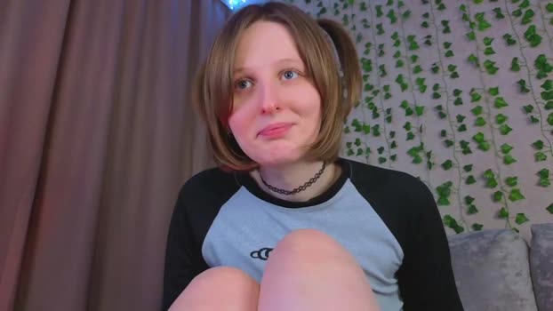 c0ralynx striptease Webcam SHOW @ Chaturbate 17-01-2026