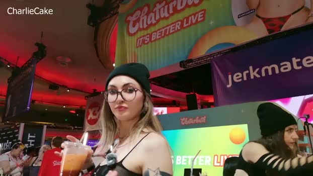 charliecake sexyfeet Webcam SHOW @ Chaturbate 18-01-2026