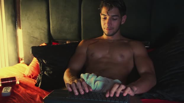 taylorsmiths_ fingering Webcam SHOW @ Chaturbate 18-01-2026