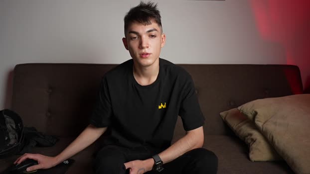 mattyaiden suck Webcam SHOW @ Chaturbate 18-01-2026
