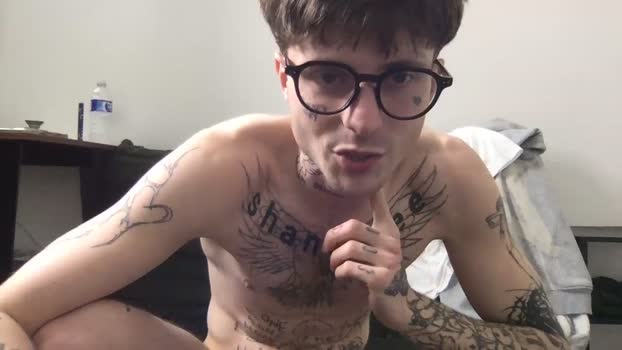 prettyboyszn horny Webcam SHOW @ Chaturbate 20-01-2026
