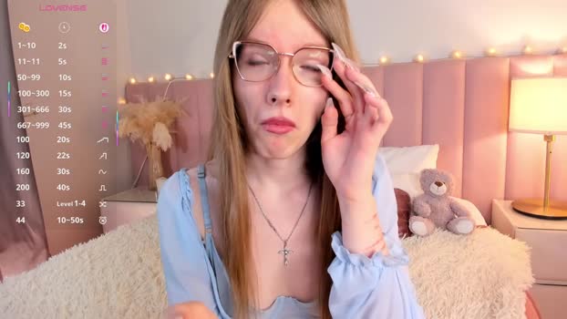 angee_ kiss Webcam SHOW @ Chaturbate 21-01-2026