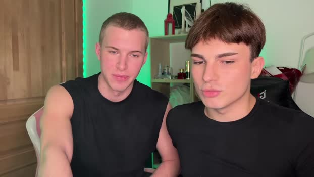 mystic_evan fingers Webcam SHOW @ Chaturbate 20-01-2026