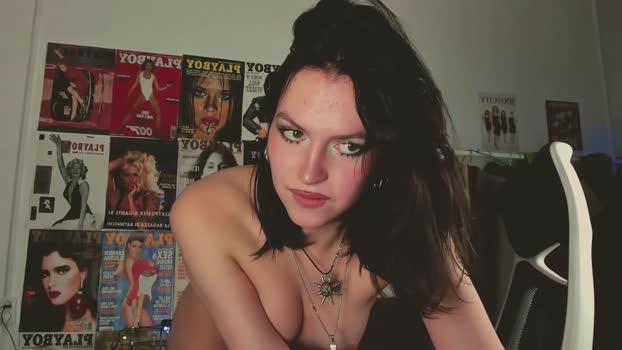 niky_jess spank Webcam SHOW @ Chaturbate 20-01-2026