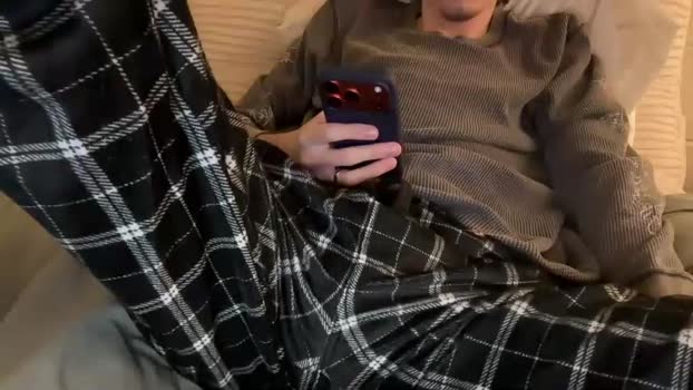 ryan18bi Cam Webcam SHOW @ Chaturbate 21-01-2026