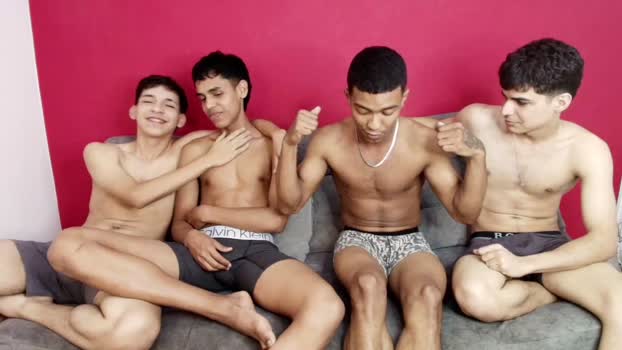 chillbicrew spank Webcam SHOW @ Chaturbate 22-01-2026