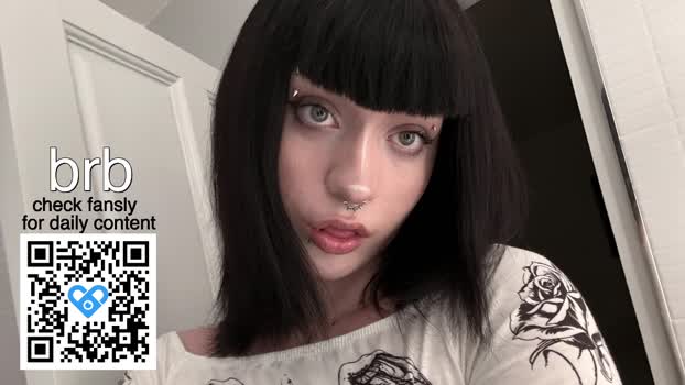 vailyreb bigtoys Webcam SHOW @ Chaturbate 22-01-2026