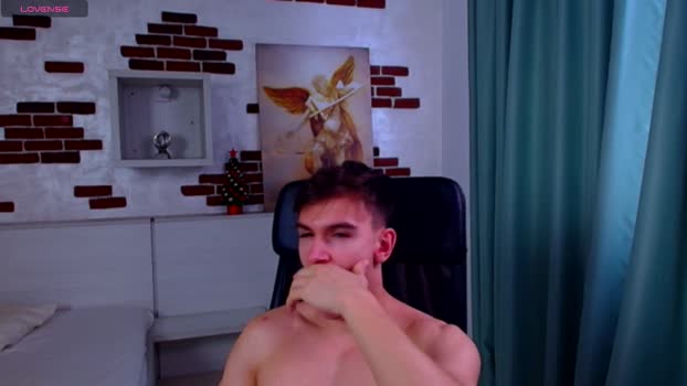 bradyflint legs Webcam SHOW @ Chaturbate 23-01-2026