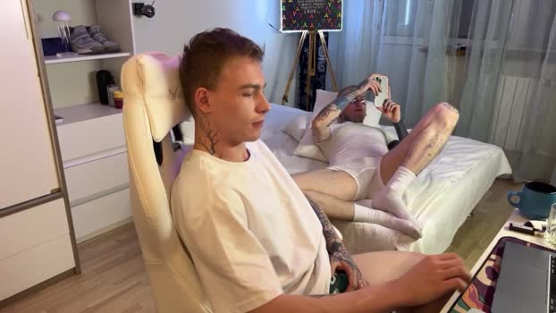 c10h15on fingers Webcam SHOW @ Chaturbate 25-01-2026