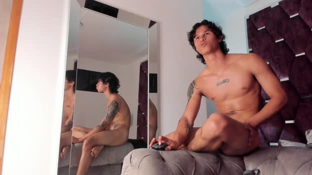 tonybenedetti sweet Webcam SHOW @ Chaturbate 26-01-2026