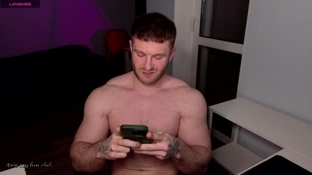 centurion_1 fingers Webcam SHOW @ Chaturbate 27-01-2026