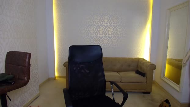 maxkaiden Porn Webcam SHOW @ Chaturbate 28-01-2026